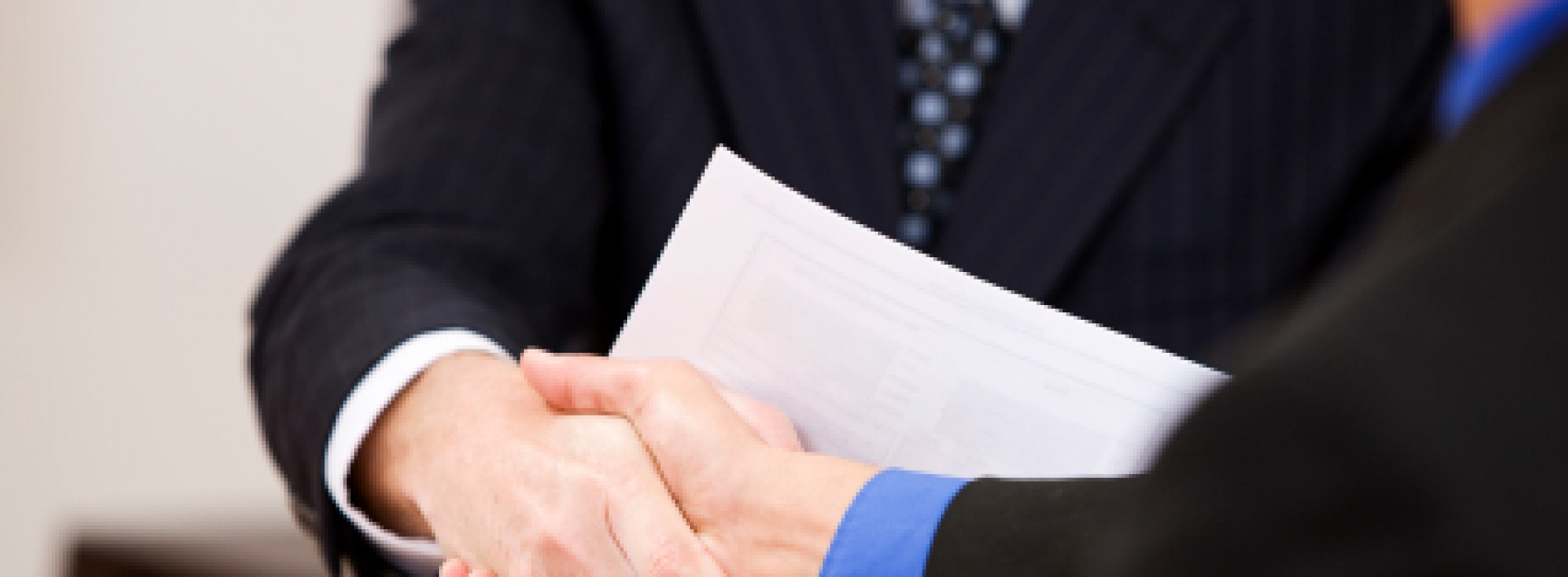 Czy warto podpisać przedwstępną umowę o pracę?